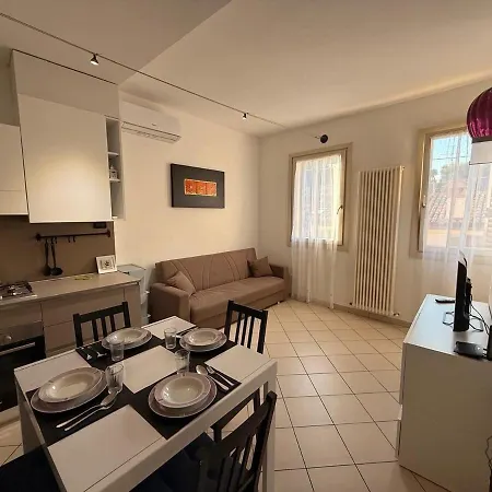 La Casetta Del Borgo Apartment *